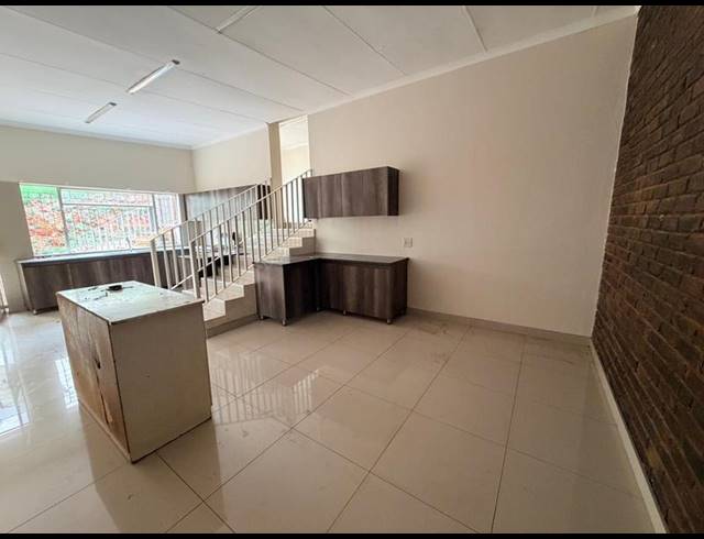 3 BEDROOM PROPERTY TO RENT IN LAUDIUM